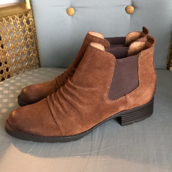 Montana West Shoes - NWOT Montana brown suede slip on slouch front ankle booties Sz 8 minimalist